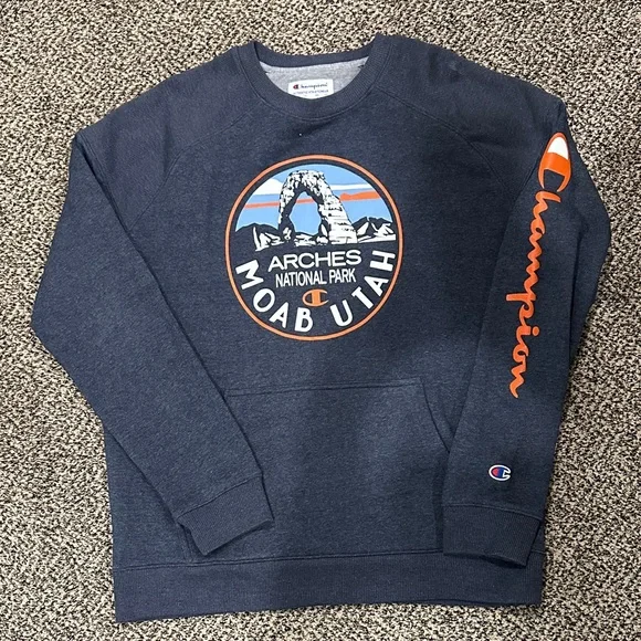 Champion Dark Blue Arches National Park Crewneck - Picture 1 of 5